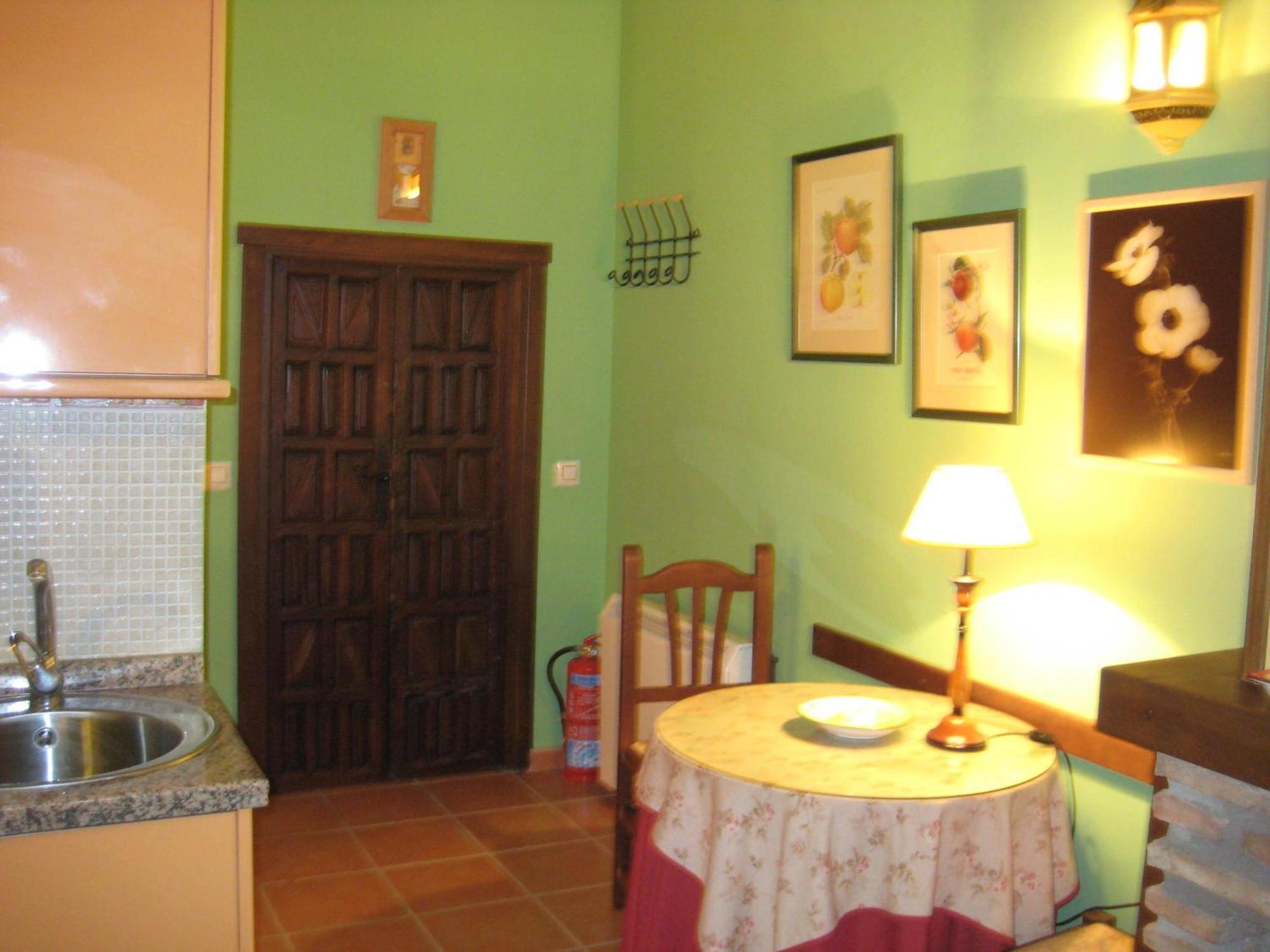 Apartamentos Saqura Сегура-де-ла-Сьєрра Екстер'єр фото